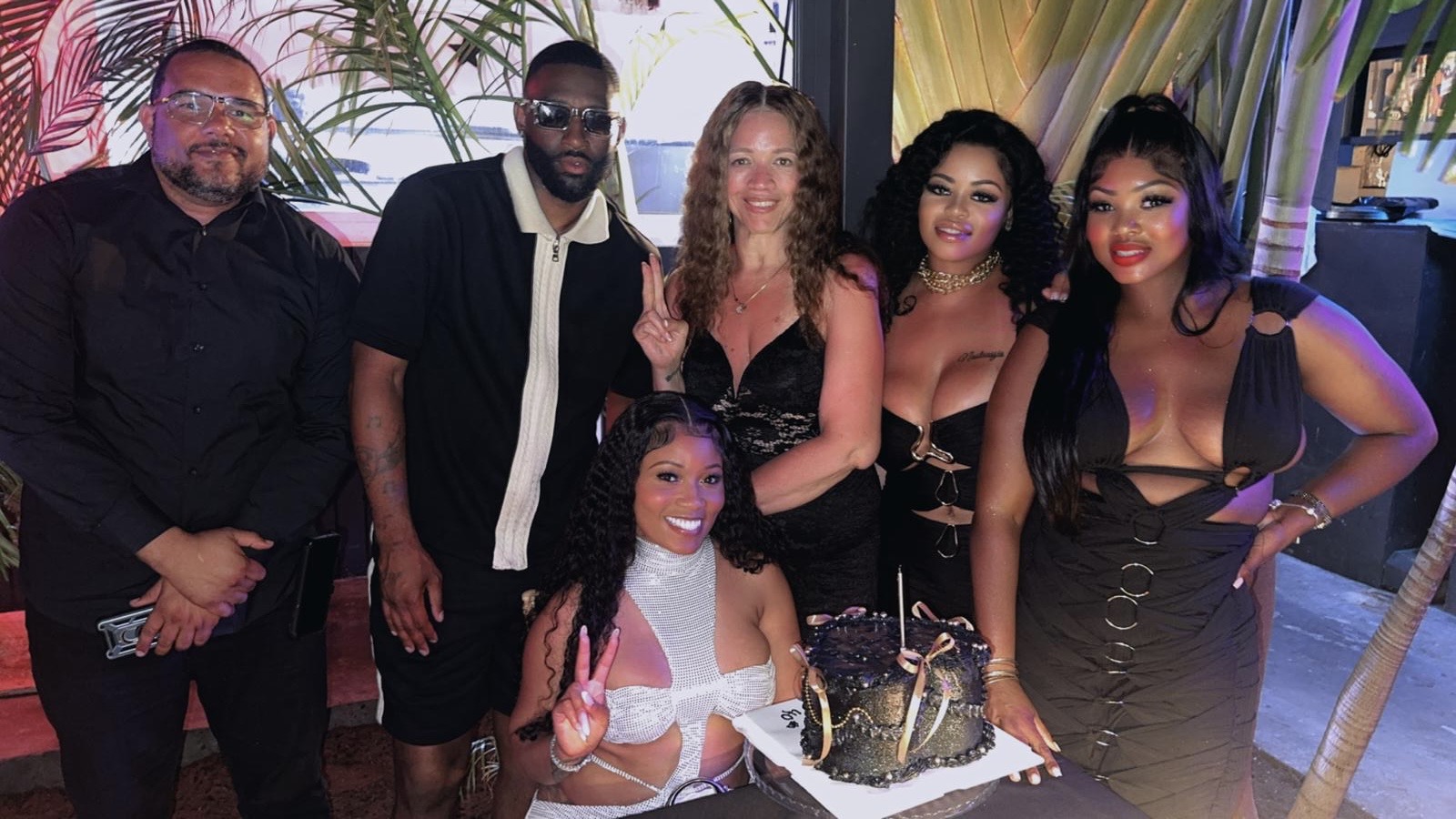 Dinner & Nightlife Tour in Sint Maarten